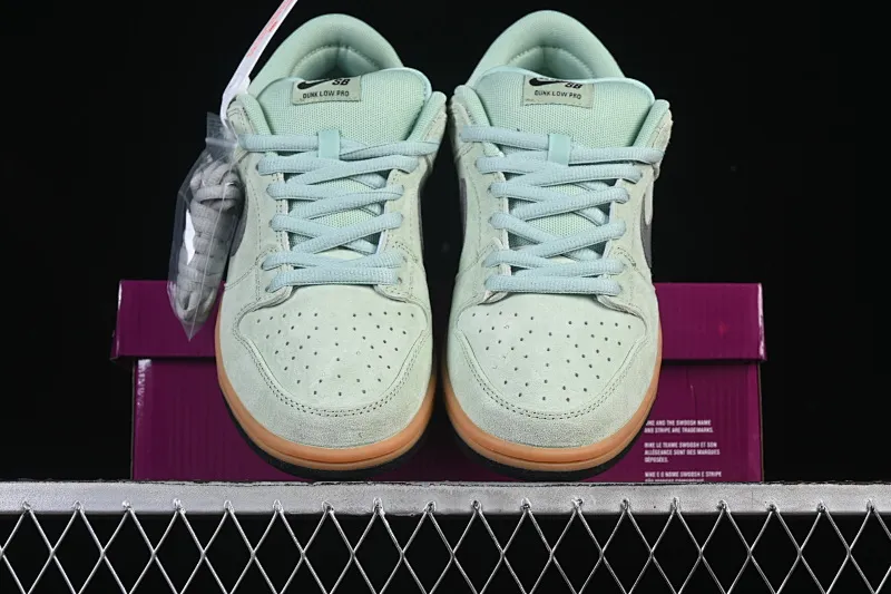 All categories Nk SB Dunk series Nk SB Dunk Low low-top sneakers Nike SB Dunk Low "Verdugo Mountain" mint green SB low-top casual sneakers HQ1626-300